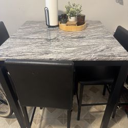 Kitchen Table With 4 Chairs