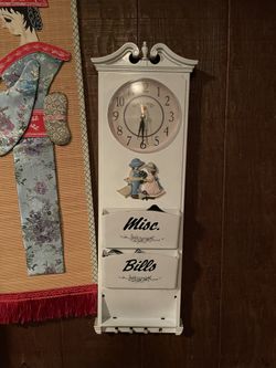 Key Holder Clock