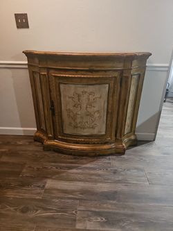 Pulaski Display Cabinet