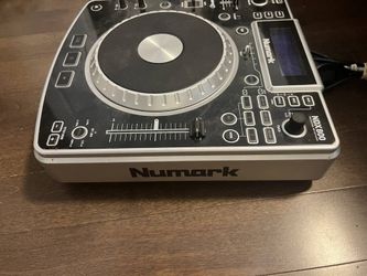 Numark NDX800 MP3/USB/CD Player and Controller