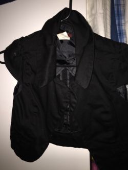 Really cute small vest!