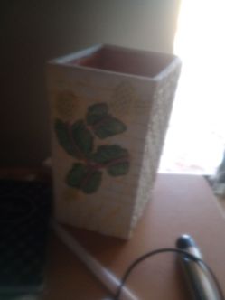 Free vase