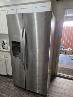 Whirlpool refrigerator