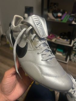 Nike Premier 3 cleats