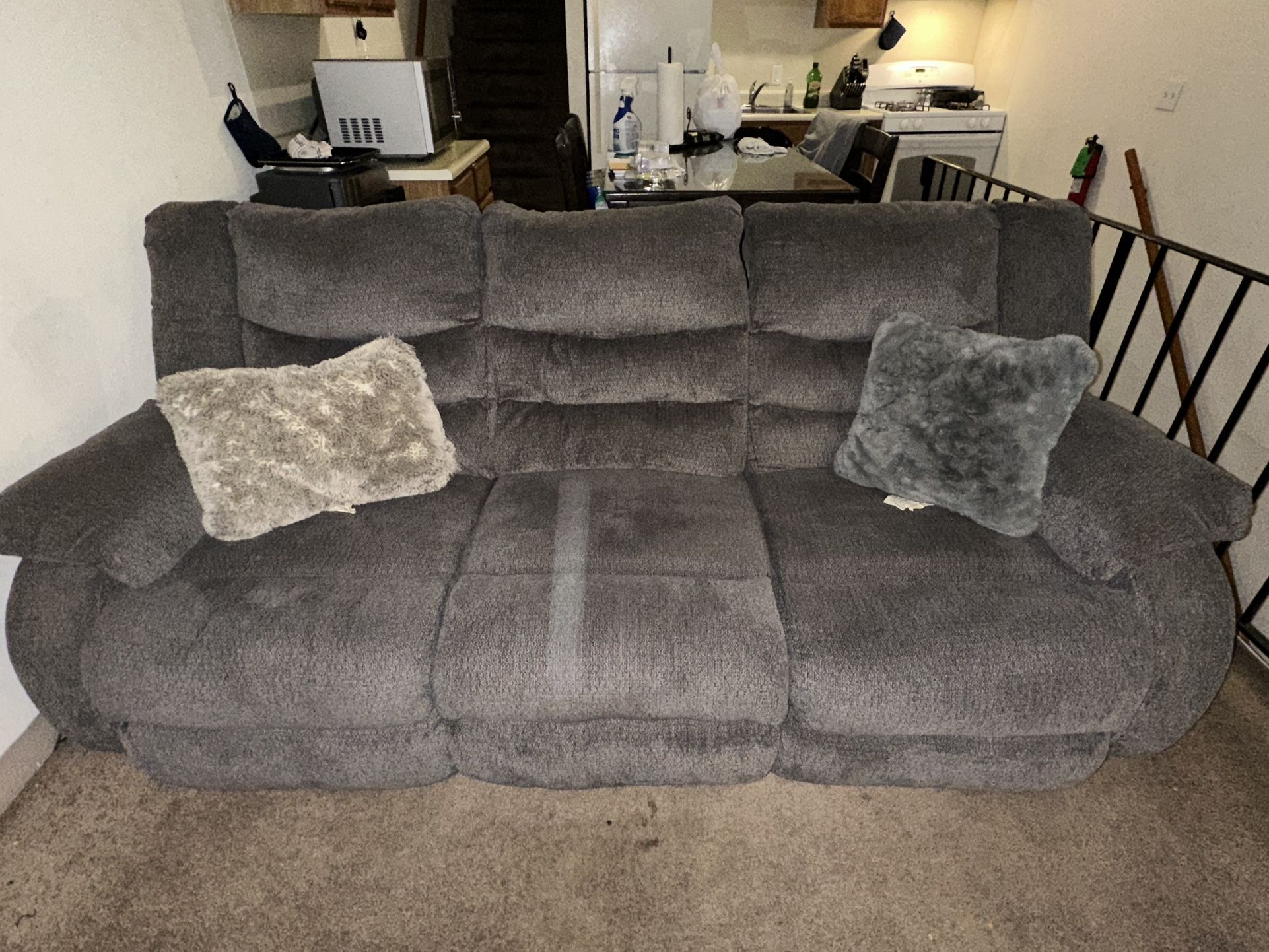 Comfortable 5-Piece Reclining Sofa Set – Great Condition