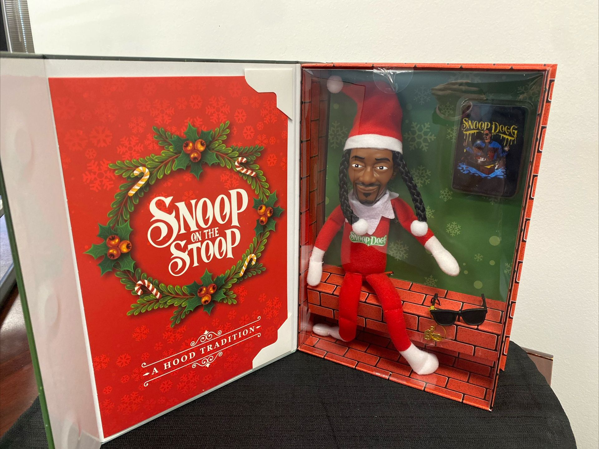 Snoop Dogg On A Stoop Christmas $30