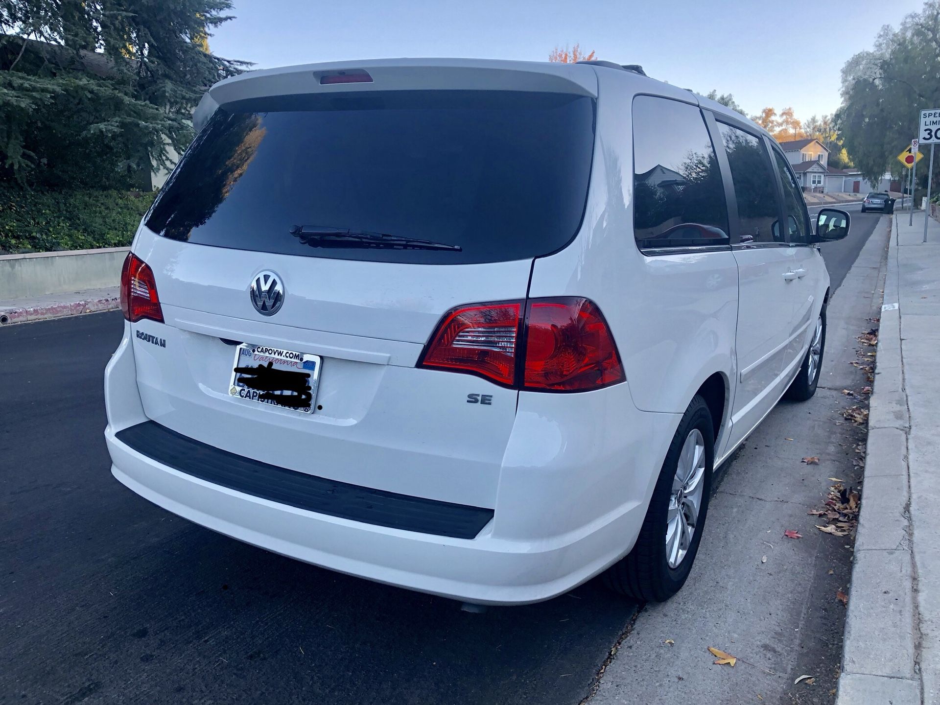 2012 Volkswagen Routan