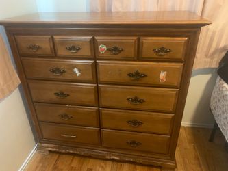Dresser