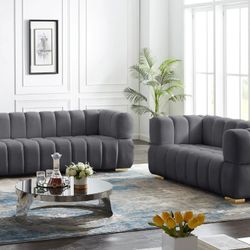 Gwen Velvet Grey Living Room Set

