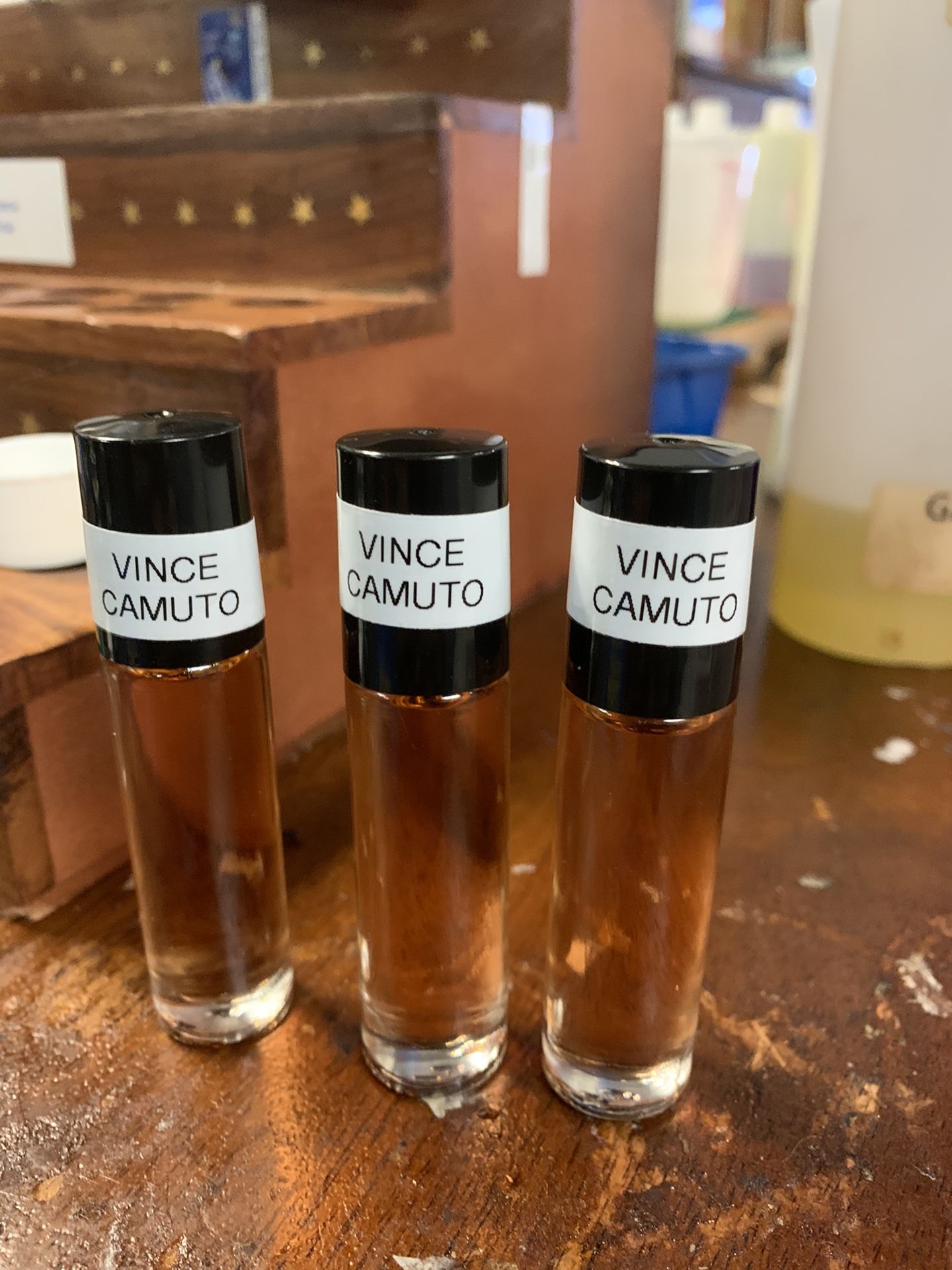 Vince CAMUTO Body Oil Rollons