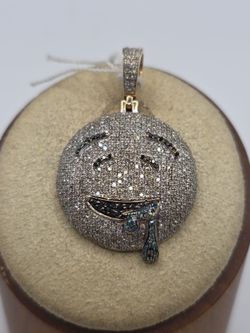 DIAMOND PENDANT