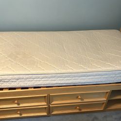 Stanly Young America Captain Twin Bed