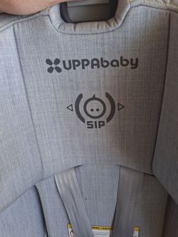 Uppababy Carseat Sturdy