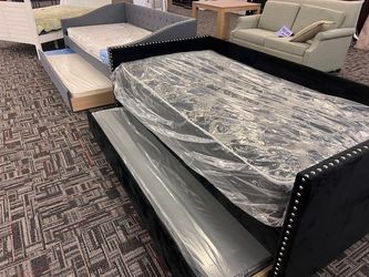 TWIN DAY BED WITH TRUNDLE - WE DELIVER 