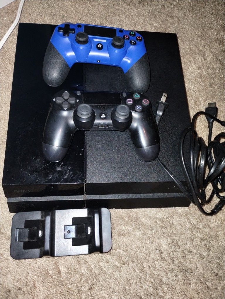 PS4