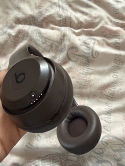Brown Beats Studio pros 3