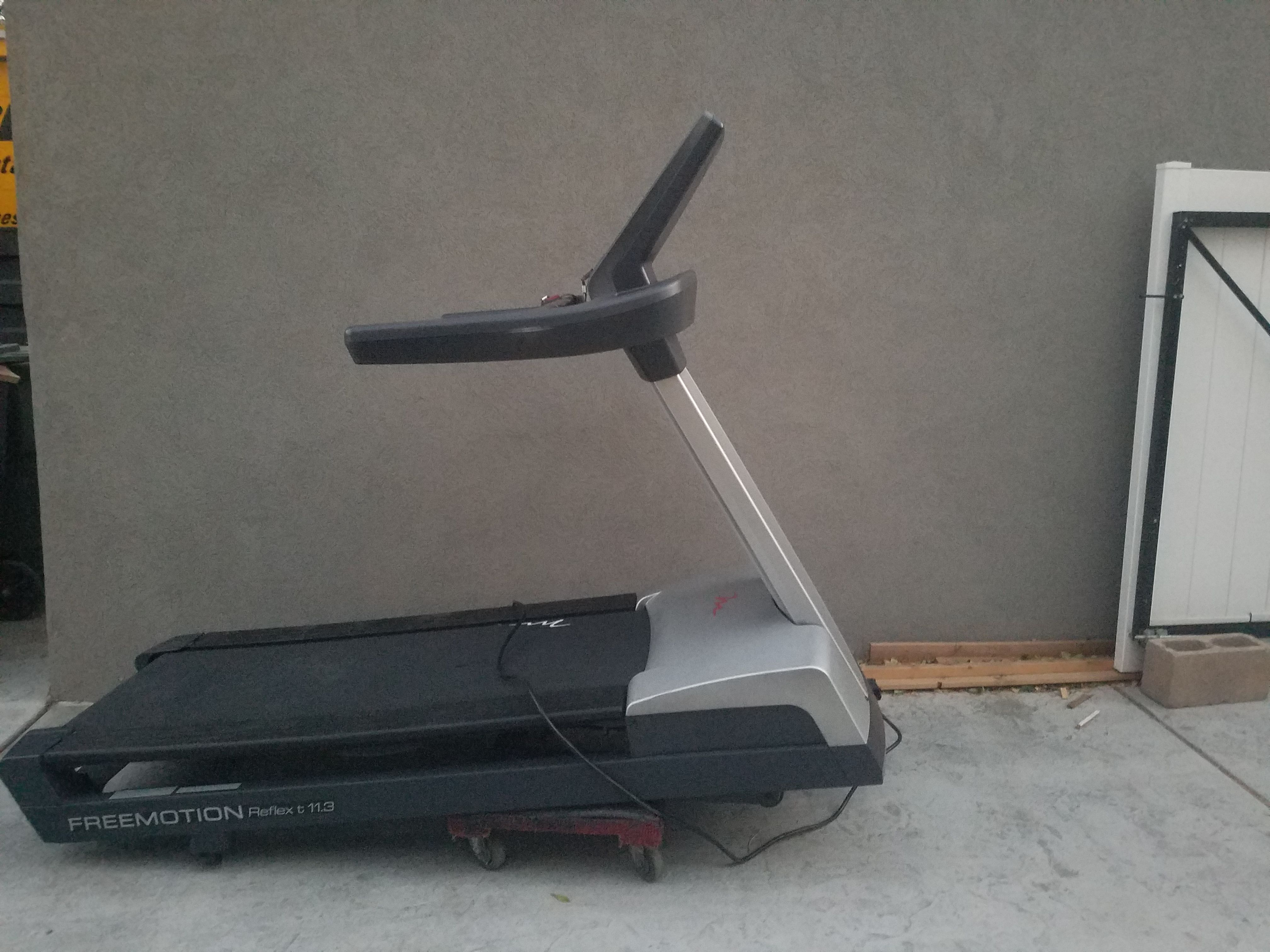 11.3 freemotion reflex discount treadmill