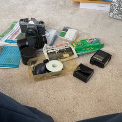 PENTAX K1000 35mm Film Camera w SMC-A 50mm f/2.0 lens Student Beginner kit