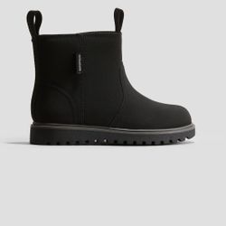 New! Waterproof boots for kids, Size 9