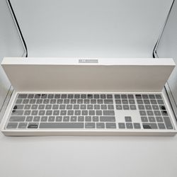 Apple Magic Keyboard with Numeric Keypad A1843 Space Gray Bluetooth Wireless 