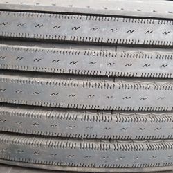 1 New 295 75R 22.5 Tire