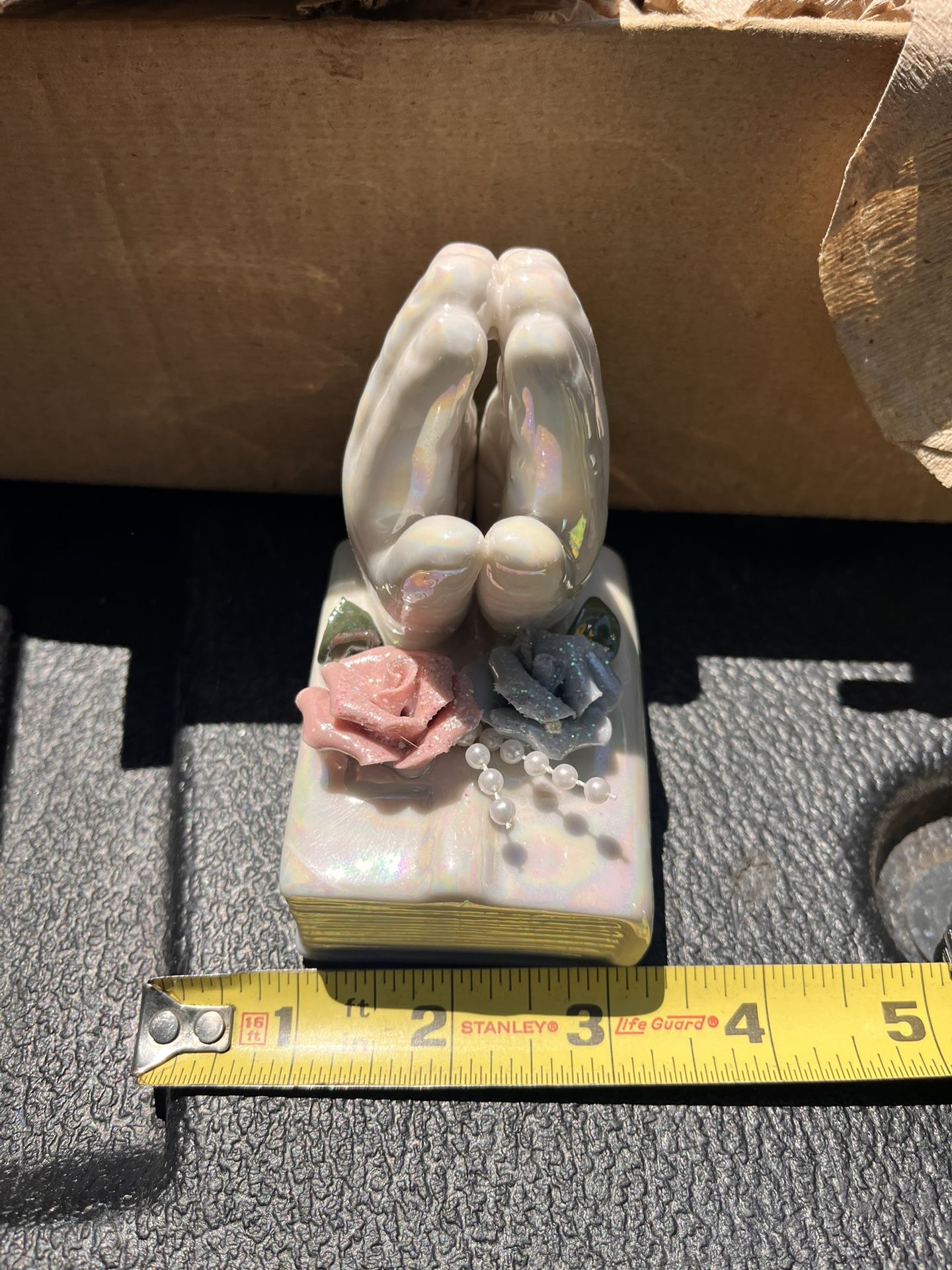Vintage Ceramic Praying Hands Box Of 6