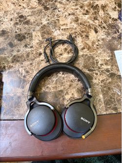 Sony MDR-1A Headphones