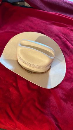 Indomable hat size71/4