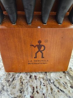 Henckels Knife Block Set