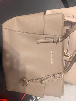 Medium Michael Kors Bag