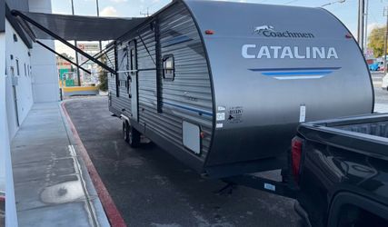 2019 COACHMEN CATALINA