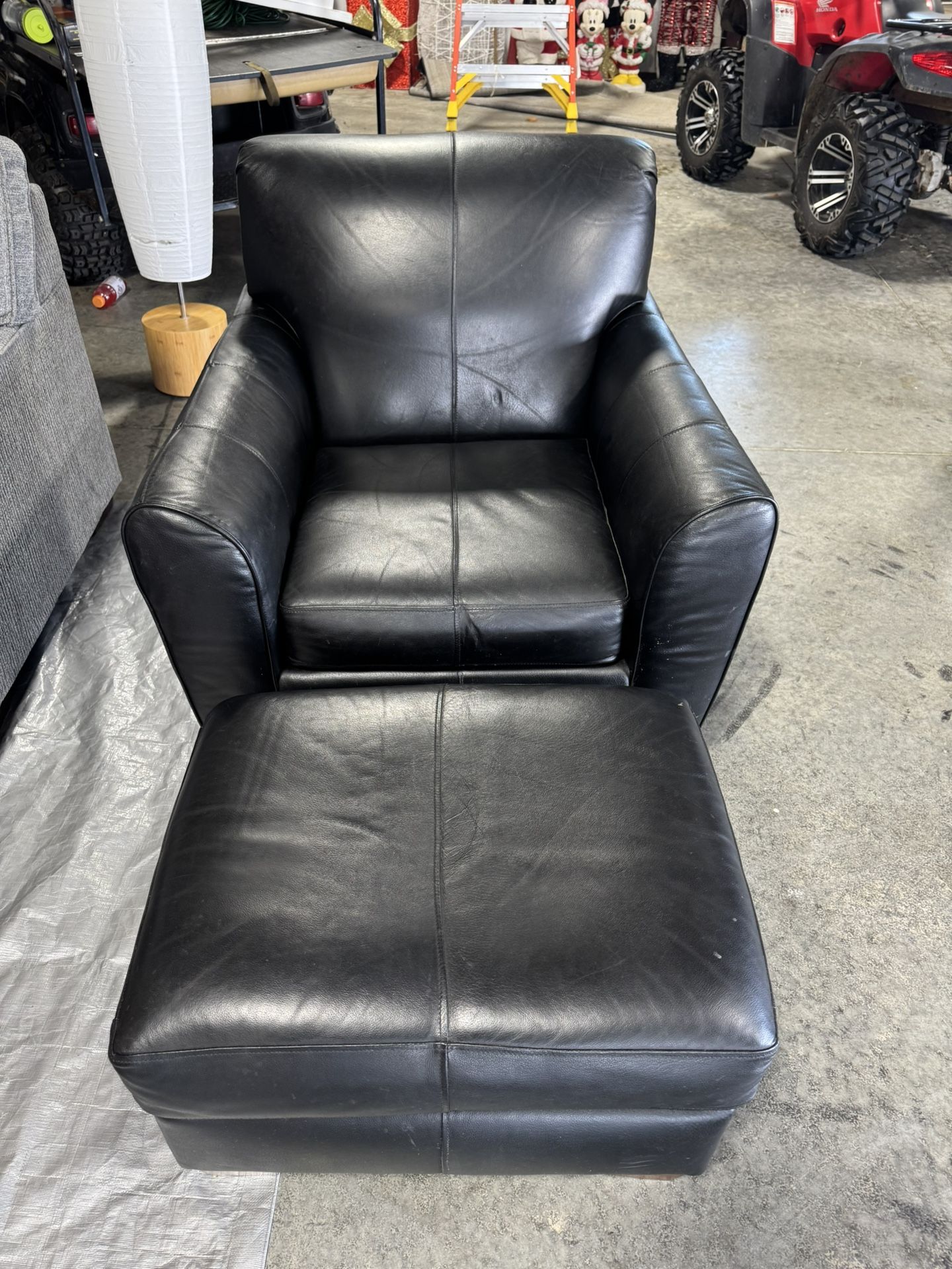 Single Chair & Ottoman