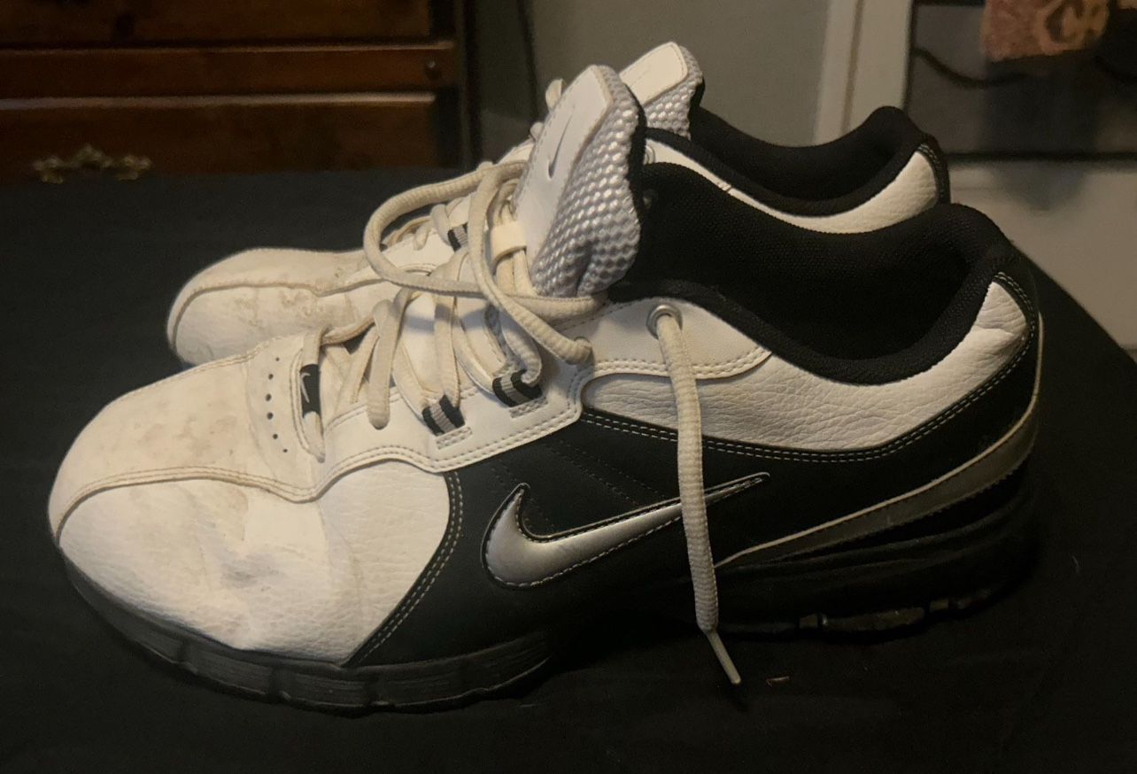 Nike Golf Shoes Size 11.5