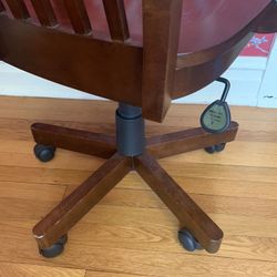 Adjustable height wooden desk chair (North park/Albany park)