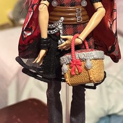 Cerise Hood Ever After High Doll