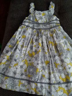 Girls holiday dress