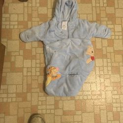 Winnie The Pooh 0-3 Month Snow Winter Snuggle