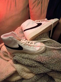 Nike Blazer Mid White Black Sneakers