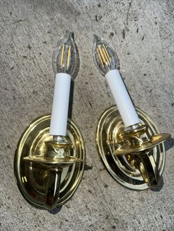 2 Vintage Wall Lights 🕯️💡