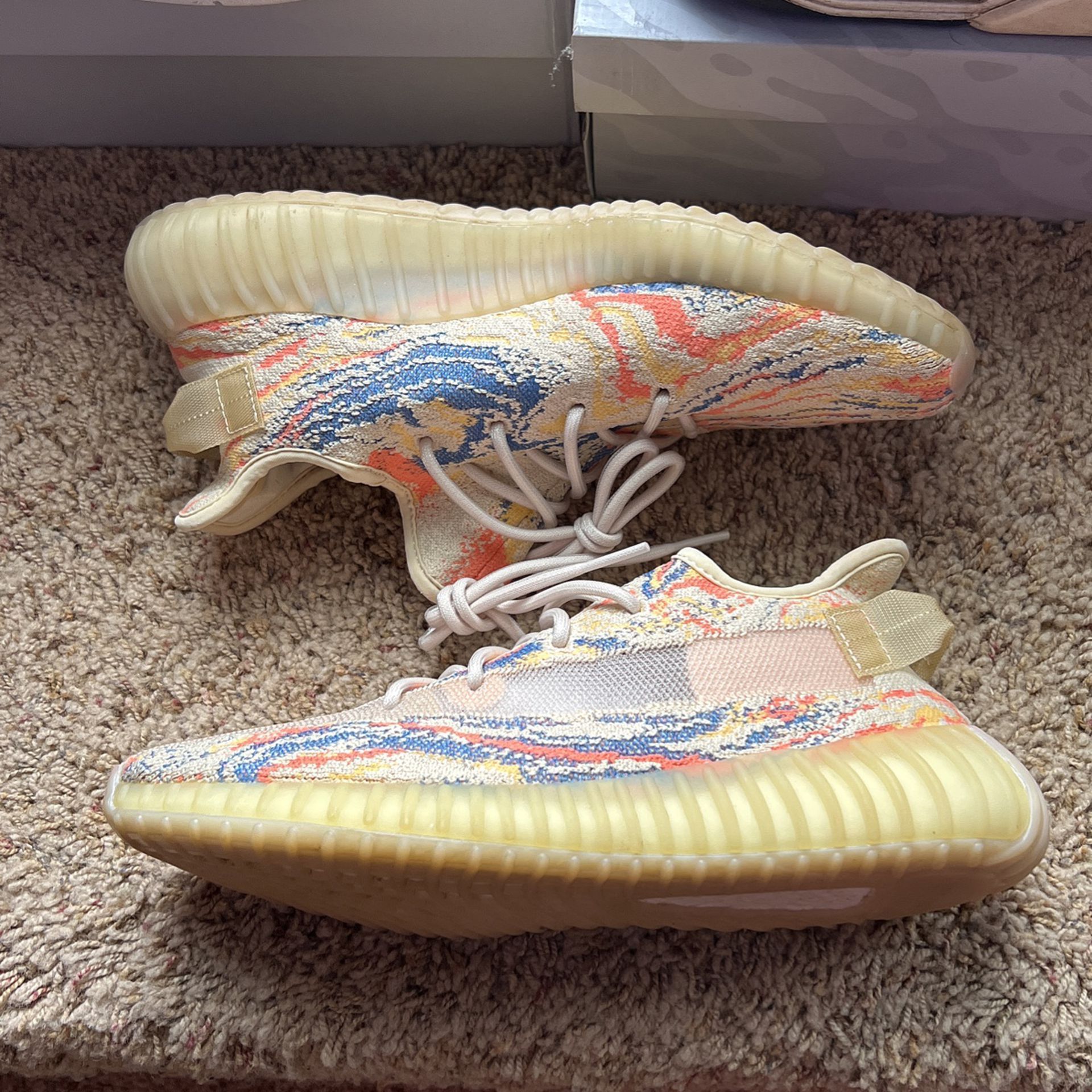 yeezy 350s ‘MX oat’ size 10