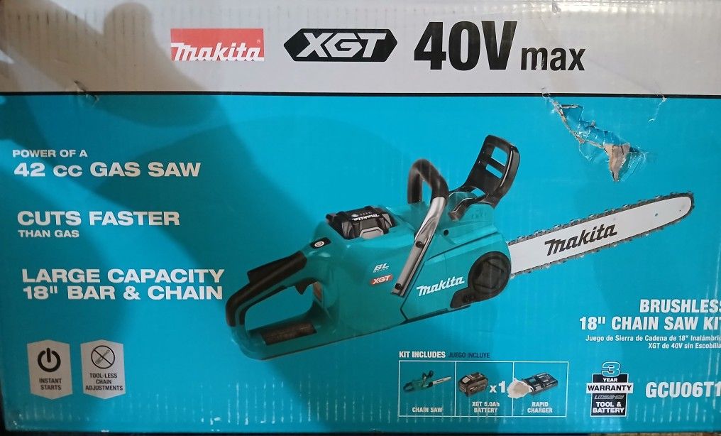 18" Makita Chainsaw Kit