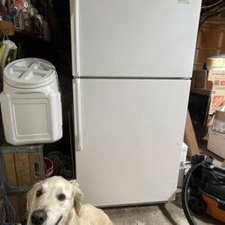Kirkland Signature -Whirlpool Refrigerator 