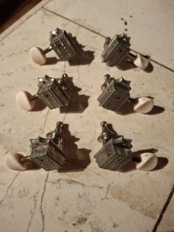 Gibson 3-per-side "Junior" style tuners for SG Jr and LP Jr