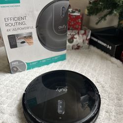 EUFY Robovac