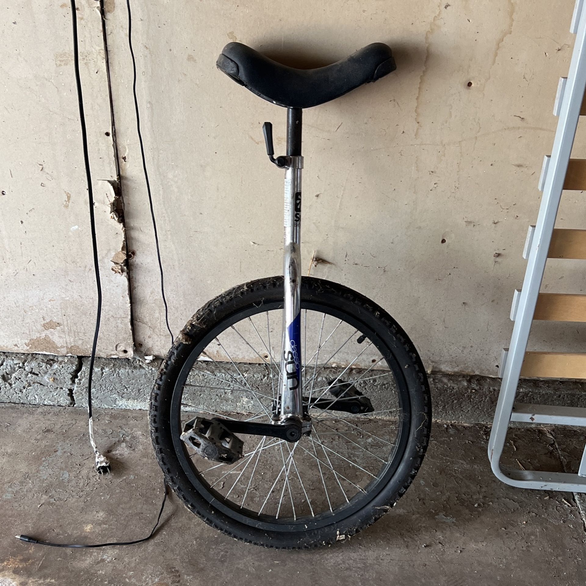 Unicycle 