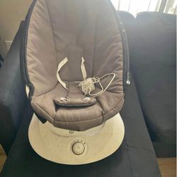 4Moms baby swing 