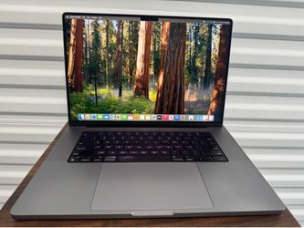 16” M1 MacBook Pro 32gb RAM 1TB storage #932
