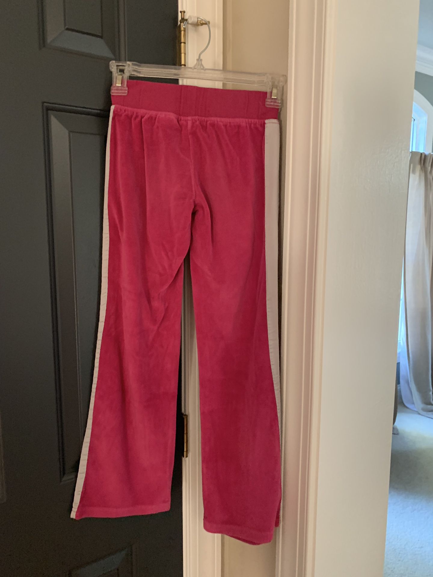 Girl size large pink Puma pants