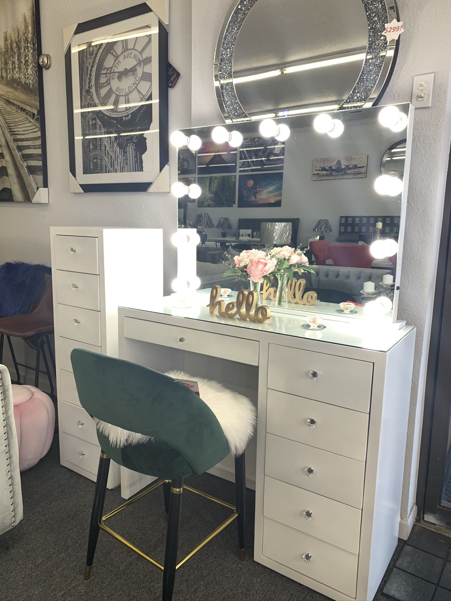 Deluxe Vanity
