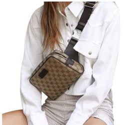 Gucci Men’s Bag (contact info removed)92